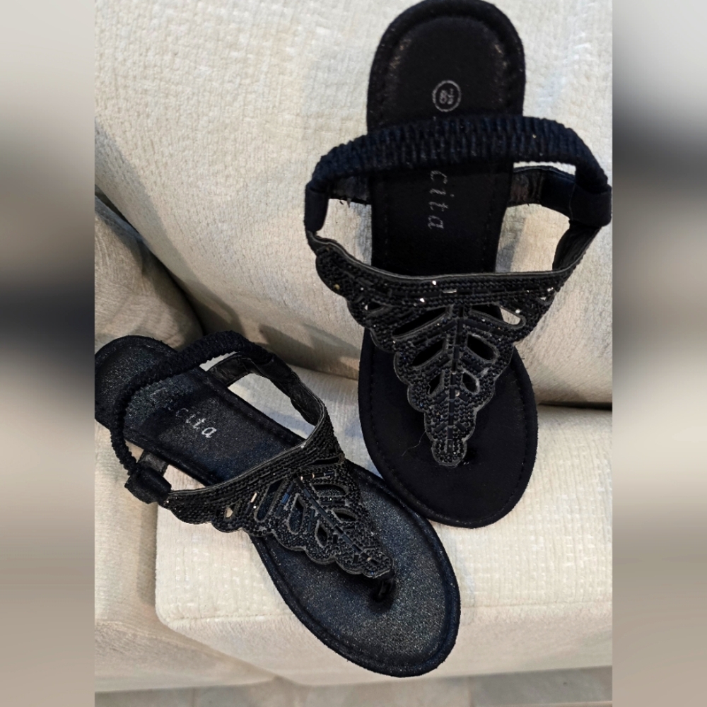 Lucita Elegant Black Rhinestone Beaded Sandals (8.5)